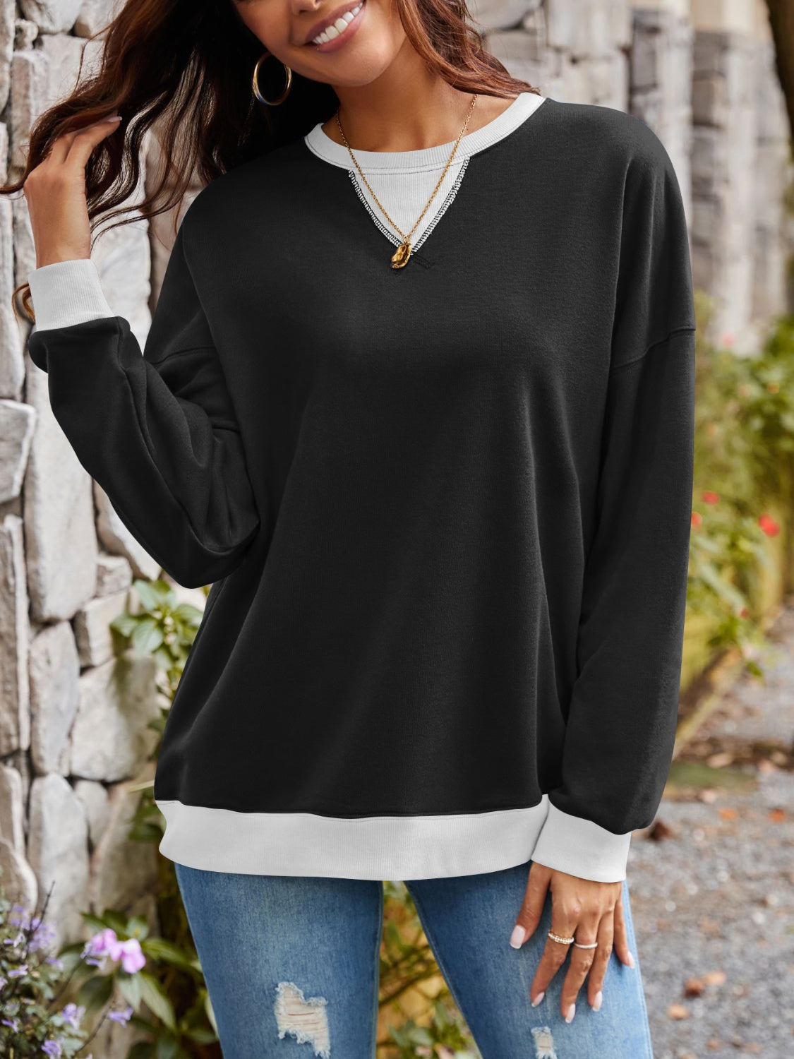 Lovelet Contrast Round Neck Long Sleeve Sweatshirt - EkaVibe