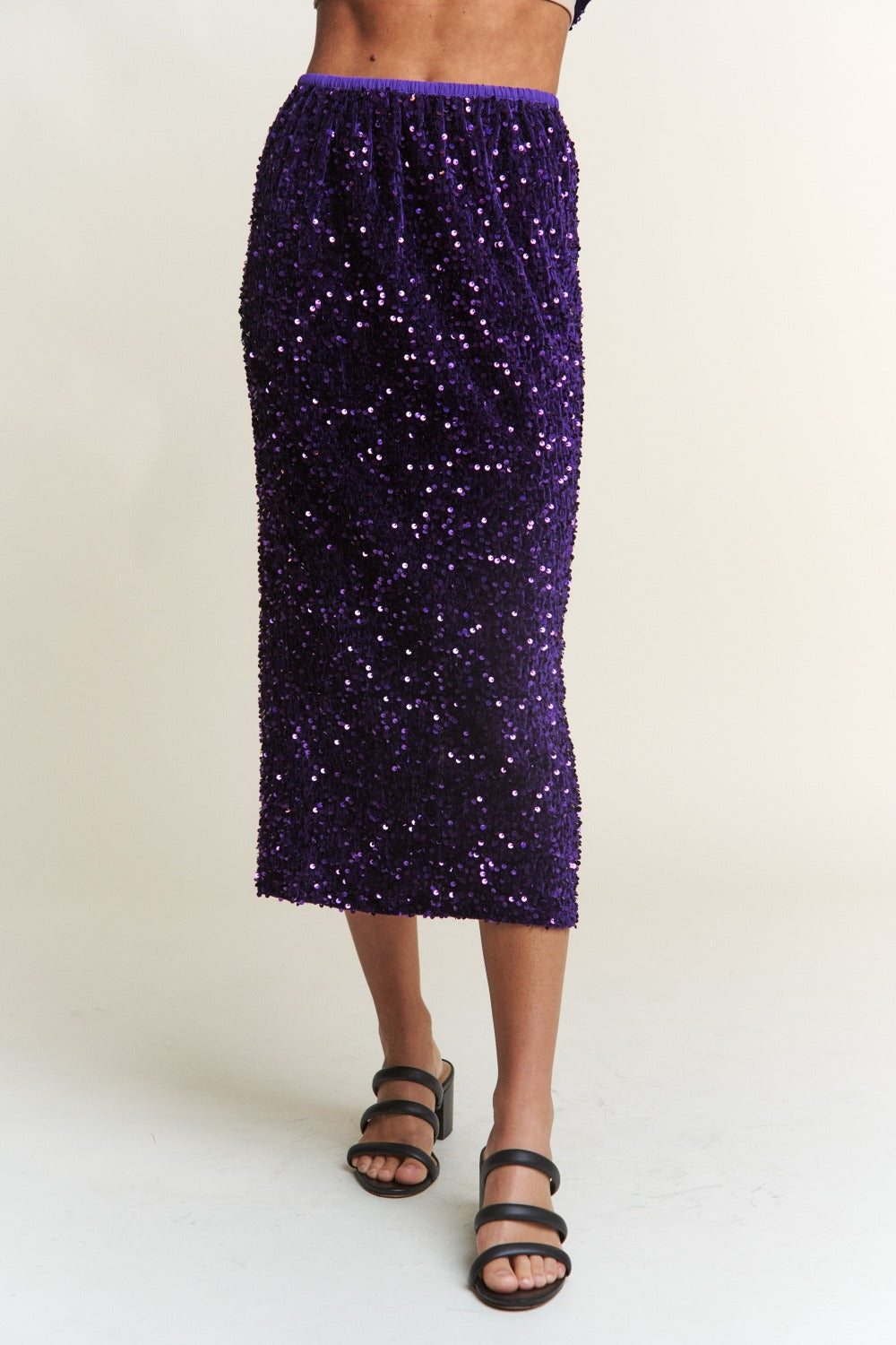 J.NNA Sequin Back Slit Midi Skirt - EkaVibe