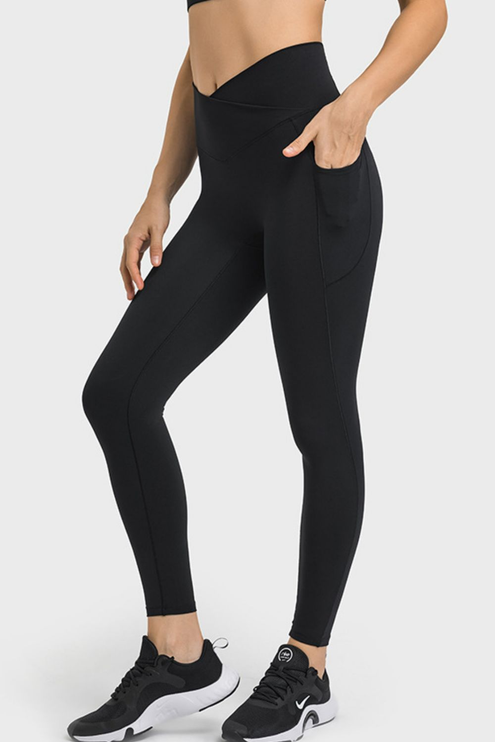 Millennia V-Waist Yoga Leggings with Pockets - EkaVibe