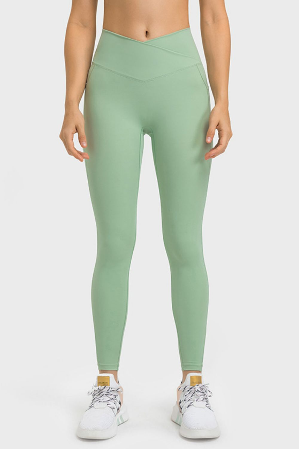 Millennia V-Waist Yoga Leggings with Pockets - EkaVibe