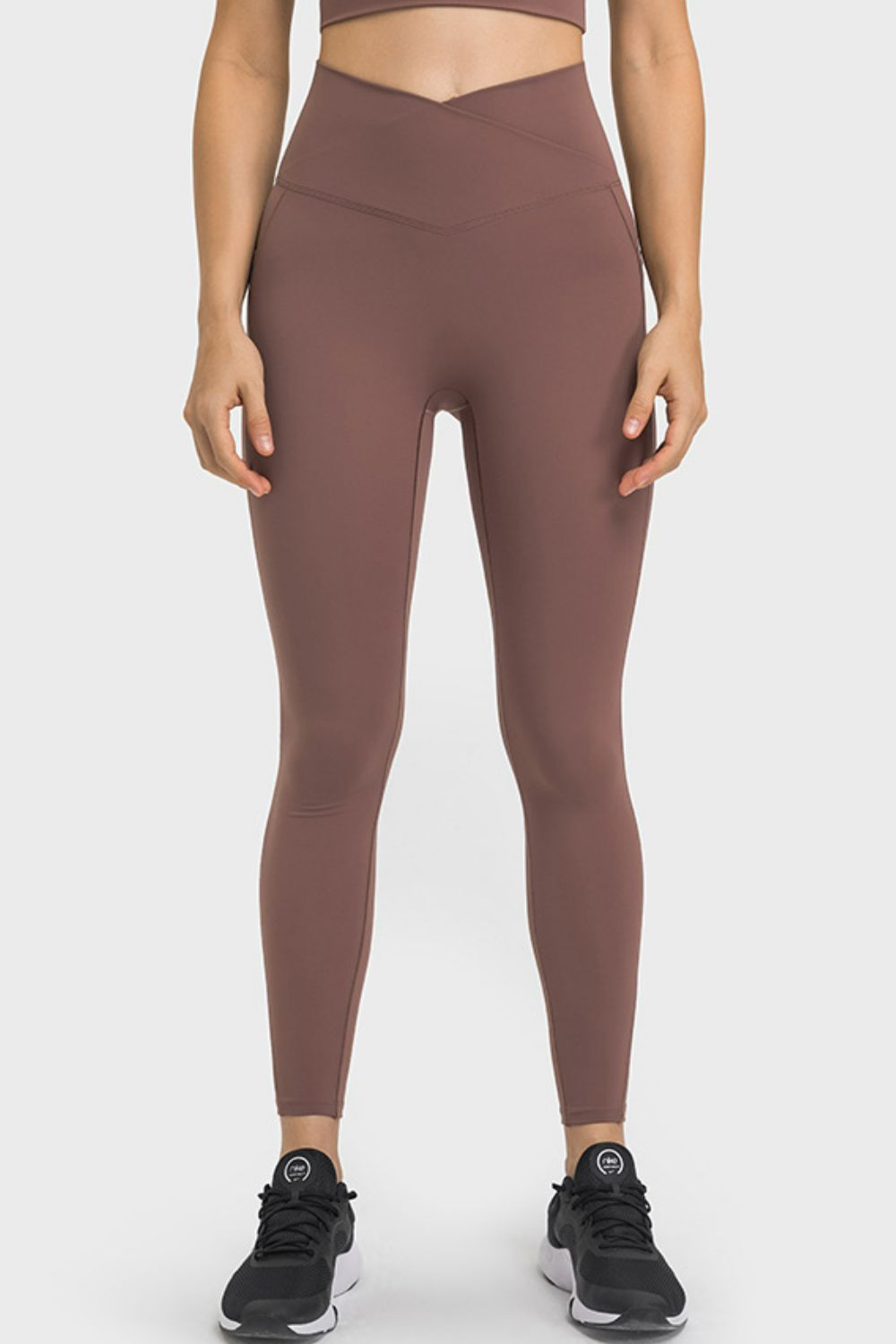 Millennia V-Waist Yoga Leggings with Pockets - EkaVibe