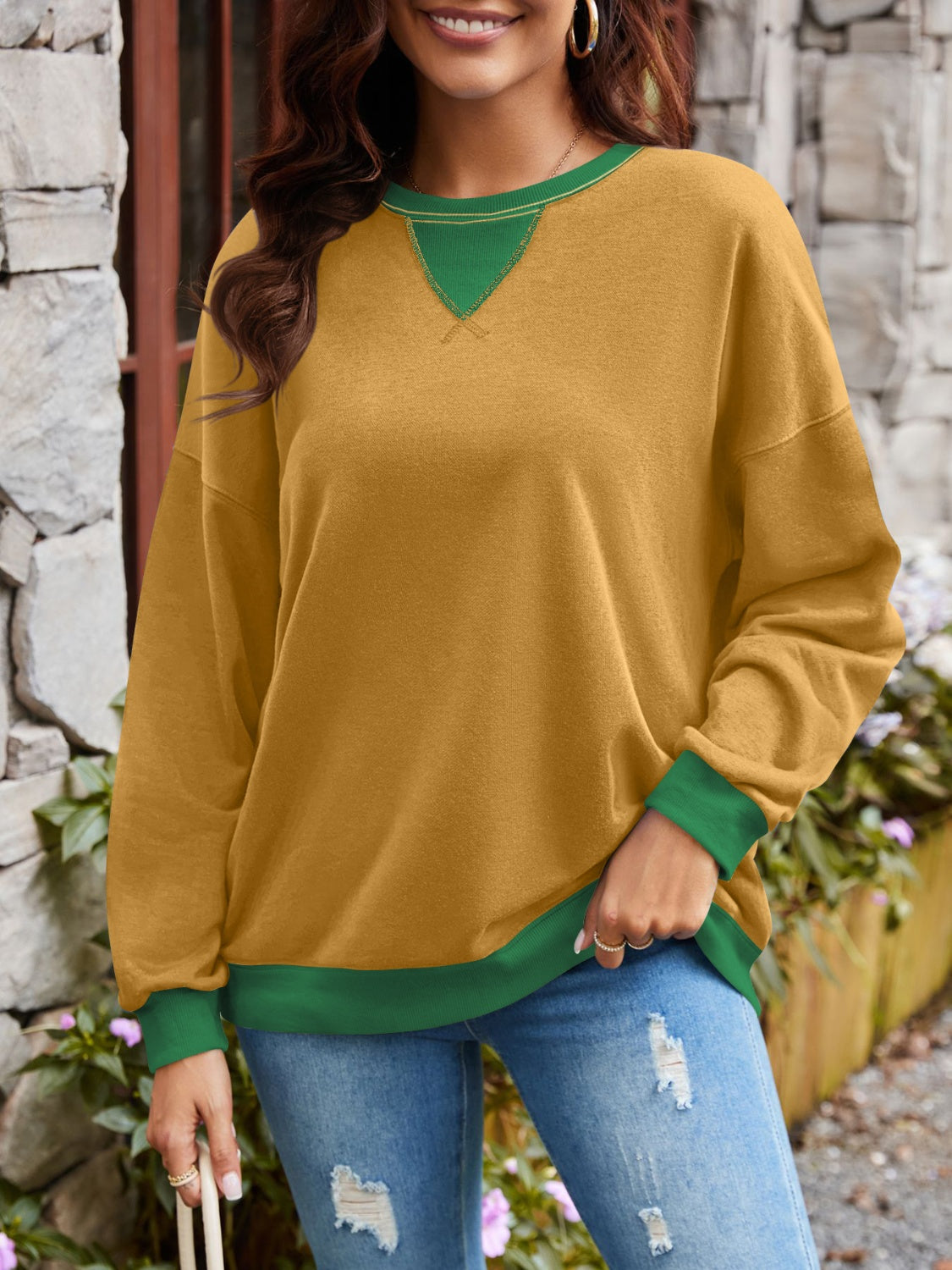 Lovelet Contrast Round Neck Long Sleeve Sweatshirt - EkaVibe