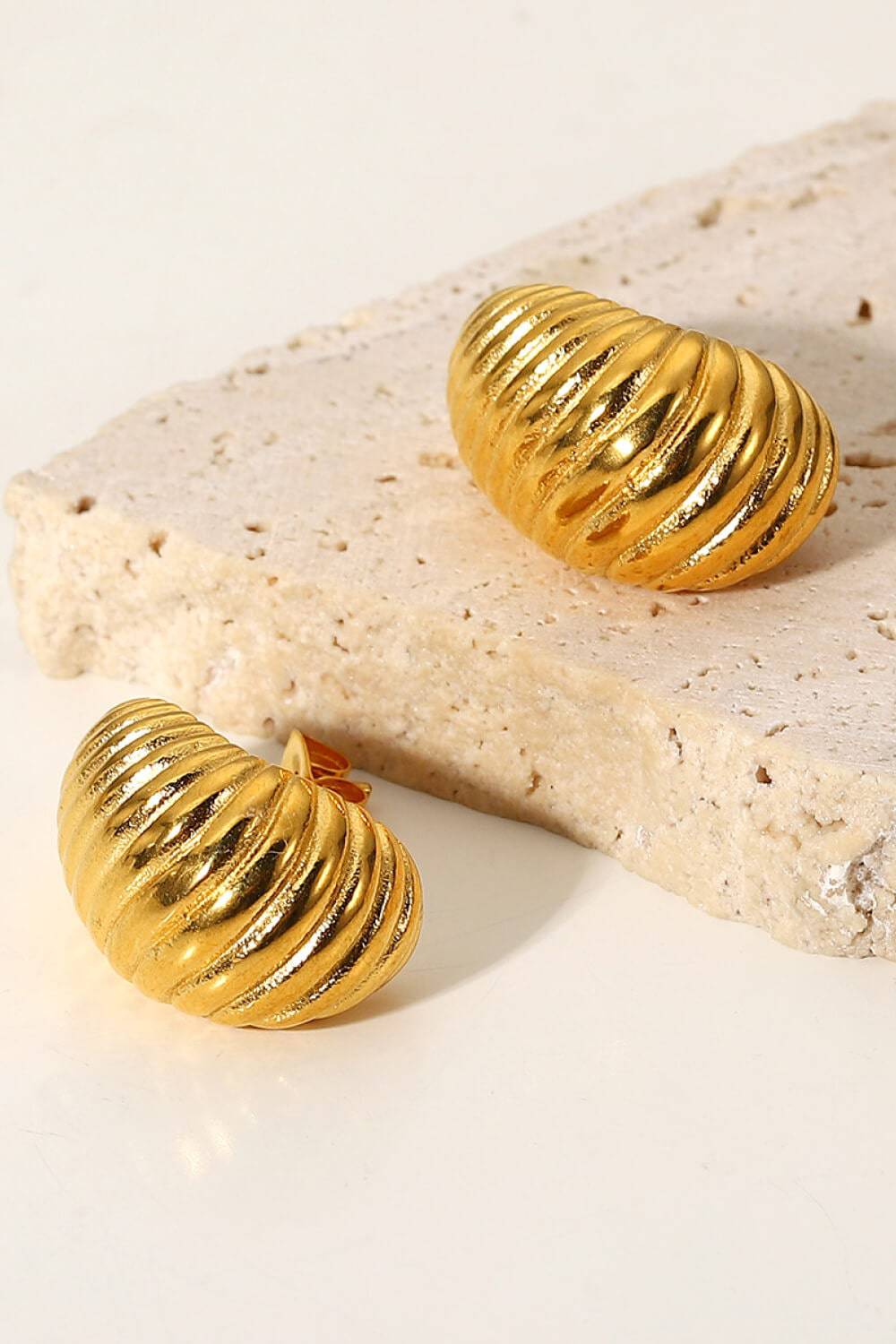 Shell Shore Spiral Stud Earrings - EkaVibe